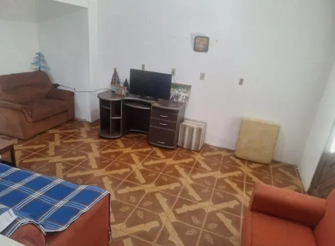 Casa simples com 02 quartos para Oktoberfest